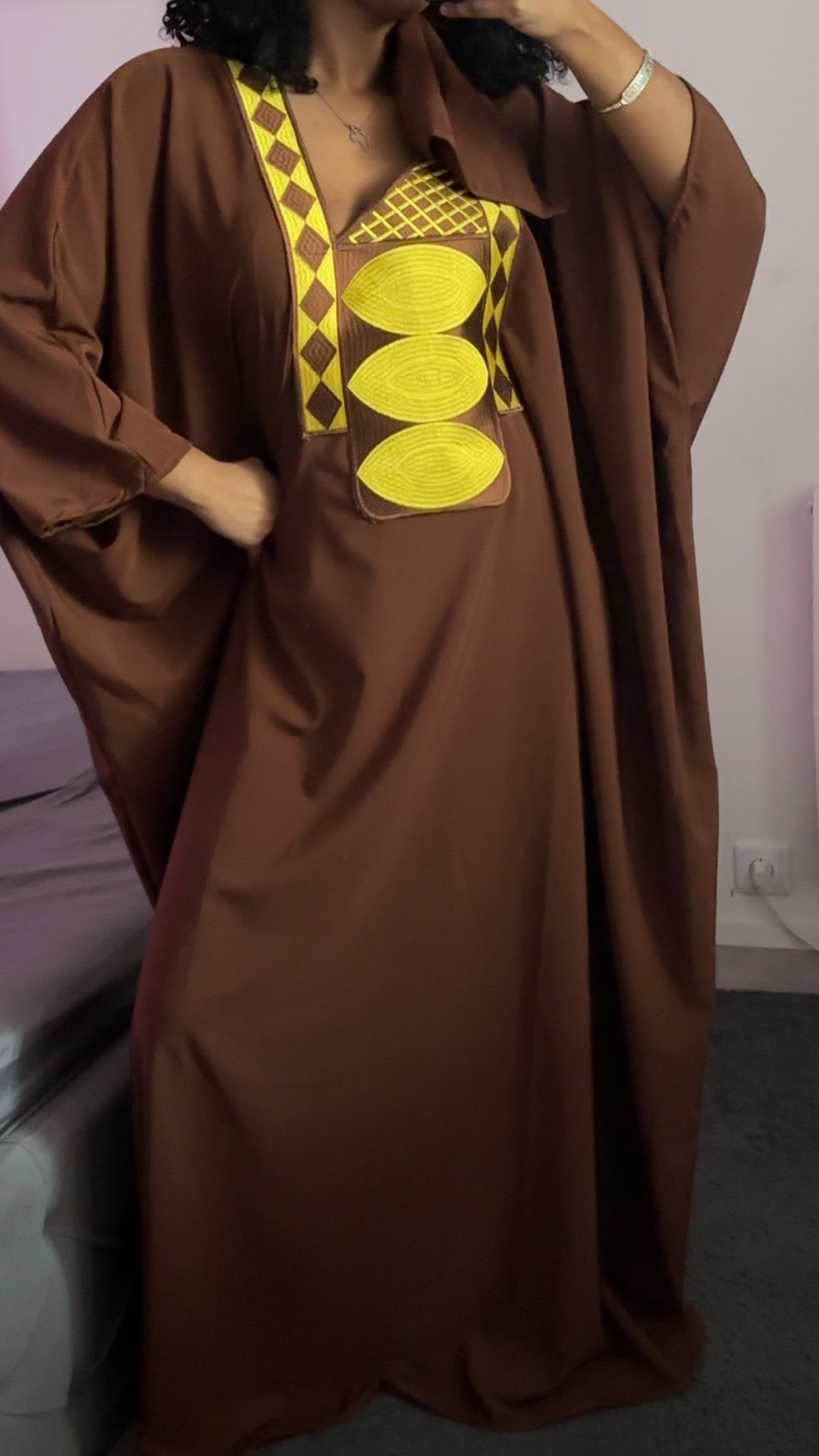 Maï